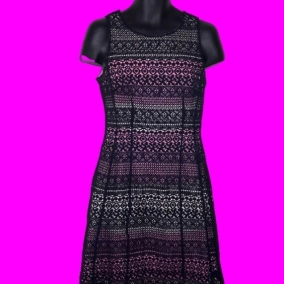 NEW YORK & CO. Lace Dress, Size 8 - Picture 7 of 7